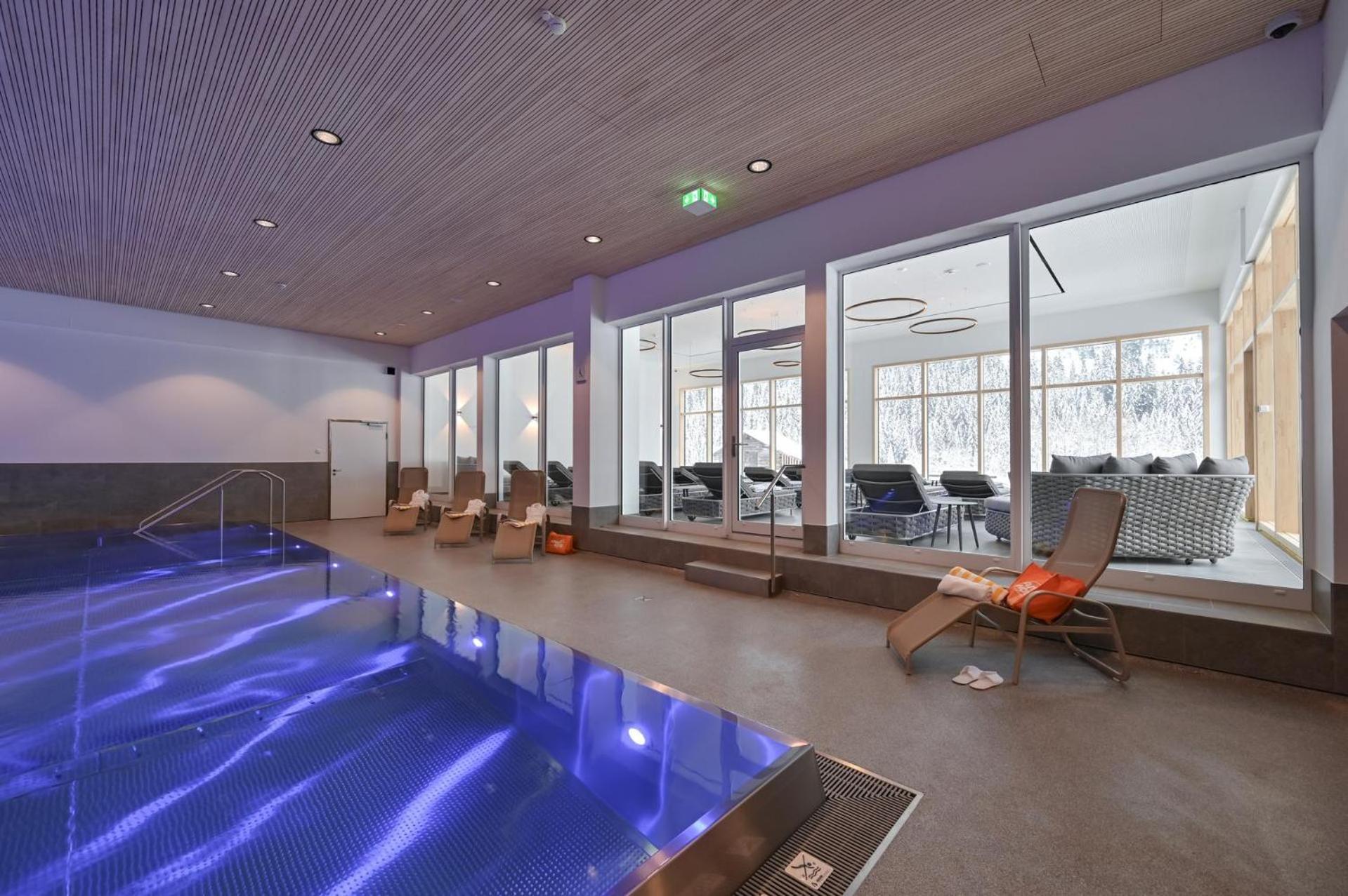 Spacious Corner Apartment In Aparthotel Kleinwalsertal Mittelberg Luaran gambar